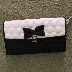 Betsy Johnson wallet